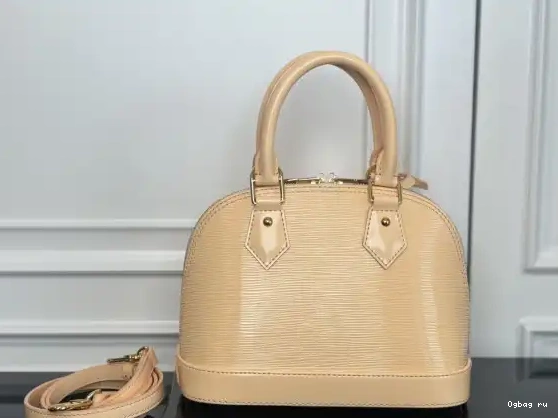 VUITTON BB-23.5*17.5*11.5cm LOUIS ALMA 0604